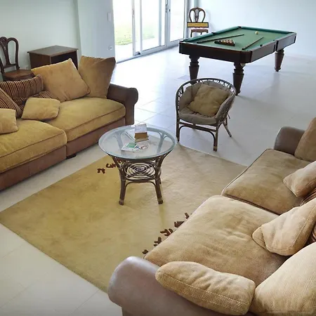 Villa Prestigious Location Overlooking The Stunning In Foz do Arelho